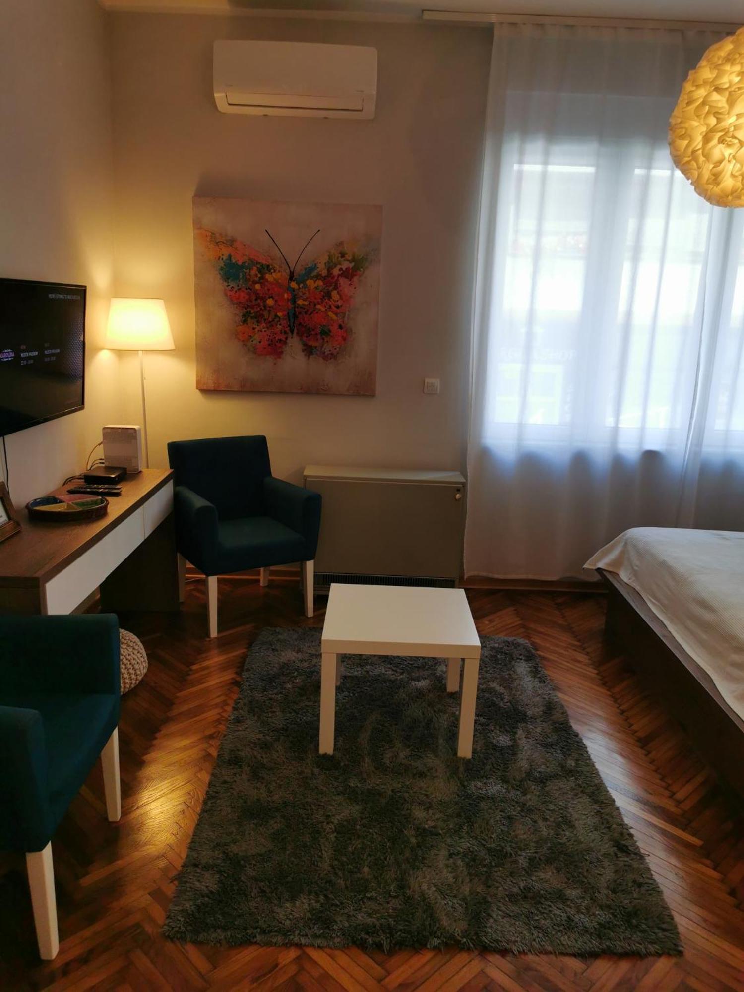 Apartman Jovana 2 Белград Екстер'єр фото